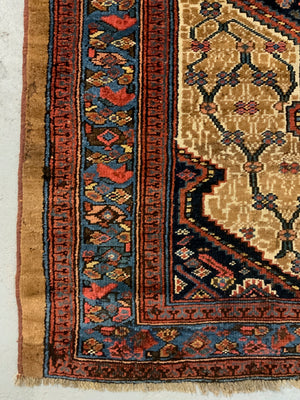 Hamadan vintage rug of camel ground (190 x 125cm)