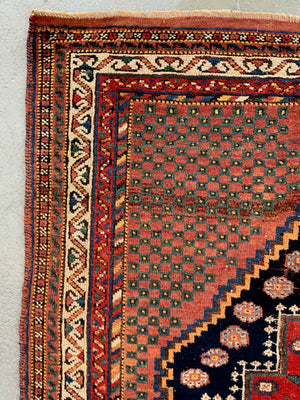 Afshar antique medallion design rug (179 x 131cm)