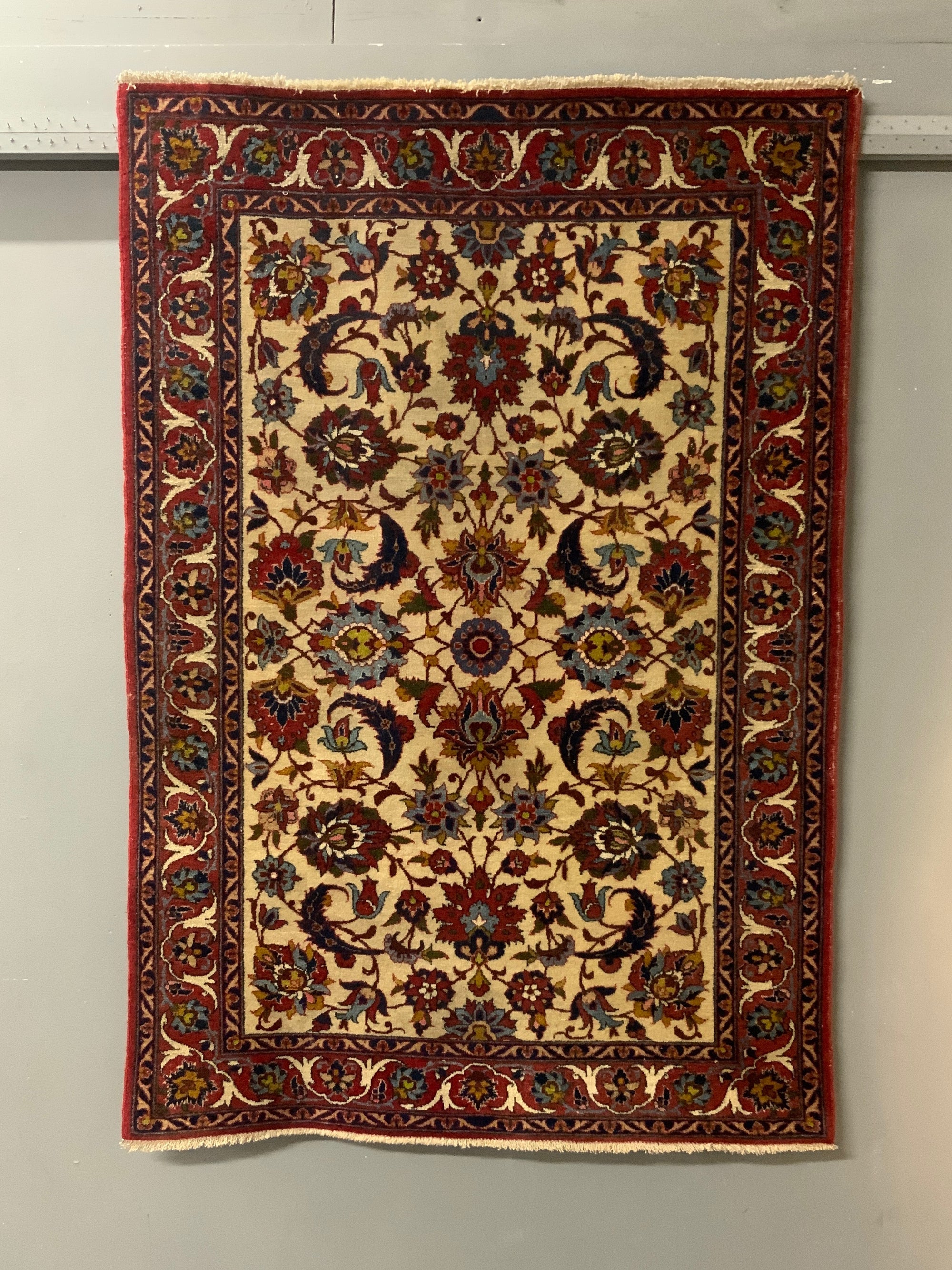 Najafabad vintage fine rug (152 x 107cm)