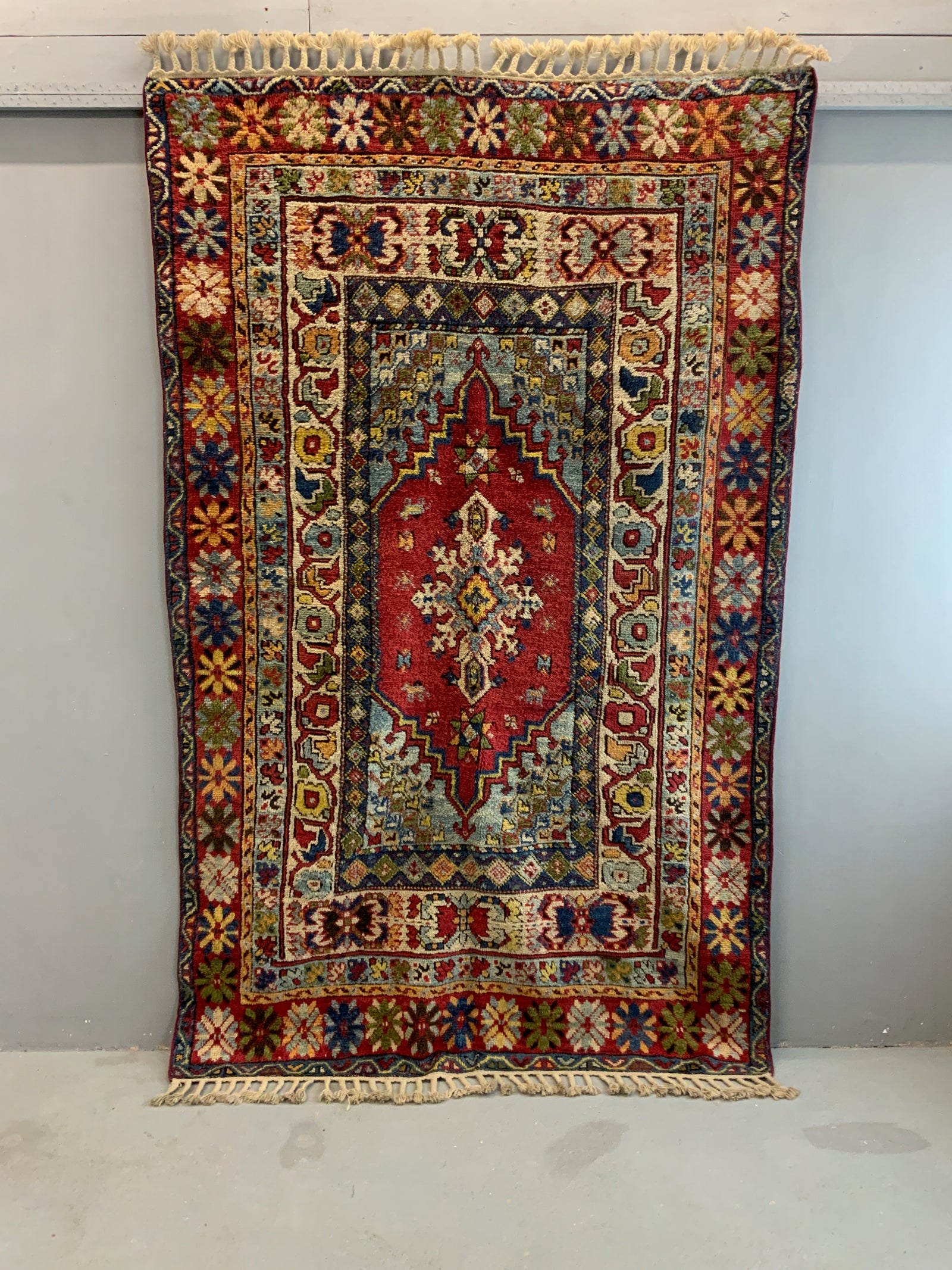 Moroccan Rabat large rug (242 x 154cm)