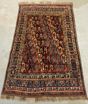 Gashguli boteh design large rug (246 x 160cm)