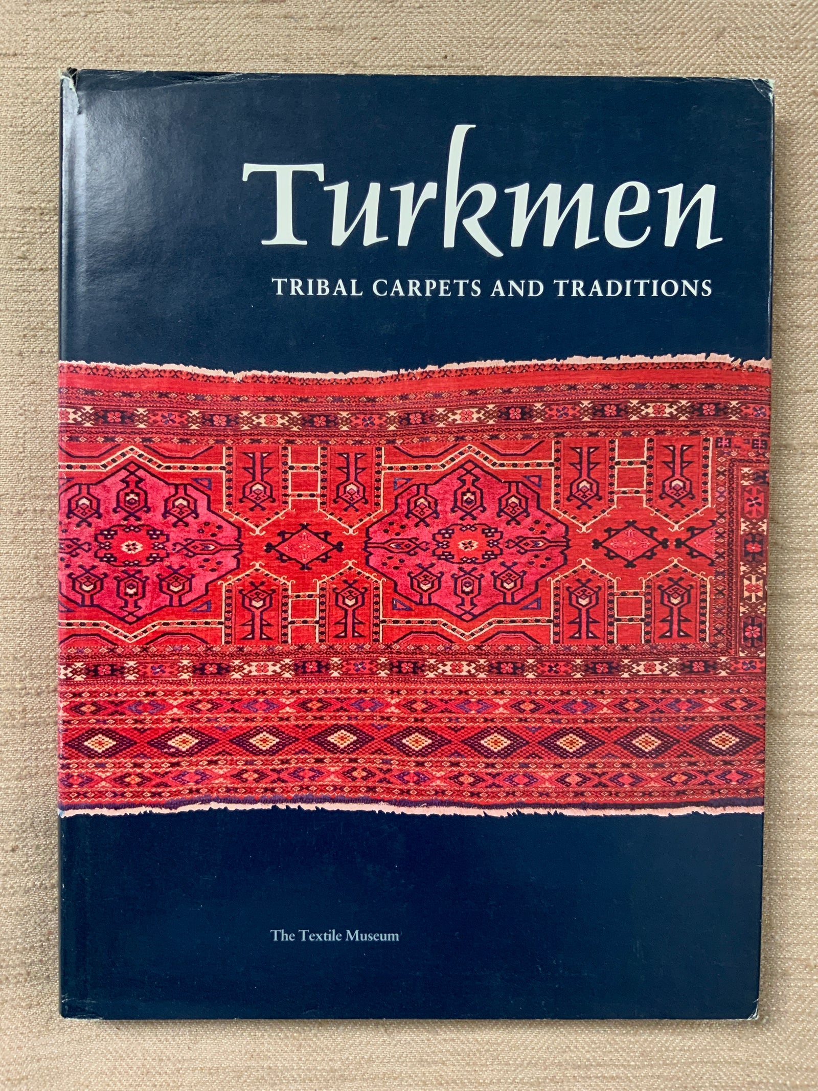 Mackie & Thompson. : Turkmen Tribal Carpets and Traditions