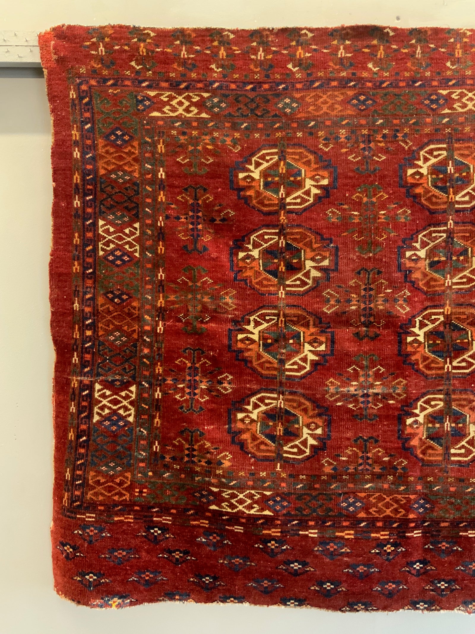 Turkmen Ersari Amu Darya antique chuval (102 x 137cm)