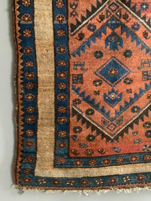 Sarab type Hamadan Kurdish village antique rug (193 x 91cm)