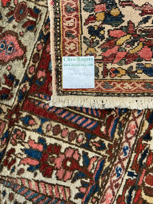 Bactiar carpet (310 x 226cm)