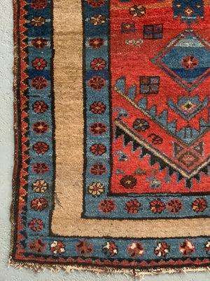 Sarab type Hamadan Kurdish village antique rug (193 x 91cm)