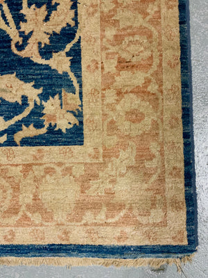 Indian 'Ziegler' design small carpet (254 x 180cm)