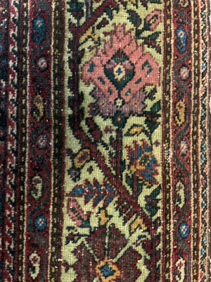 Feraghan antique rug (180 x 120cm)