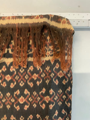 Indonesian Flores Island ikat (200 x 134cm)