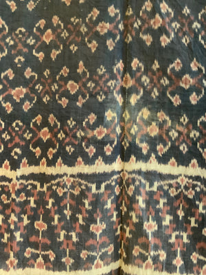 Indonesian Flores Island ikat (200 x 134cm)