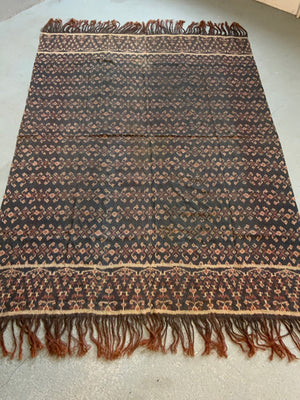 Indonesian Flores Island ikat (200 x 134cm)