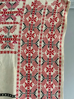 Balkan cotton embroidered cover (155 x 125cm)