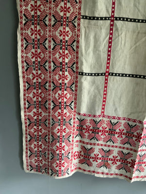 Balkan cotton embroidered cover (155 x 125cm)