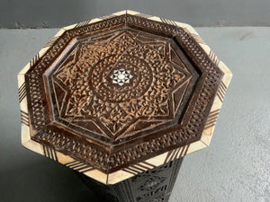 Ottoman Levantine table with bone inlay (50 x 35cm)