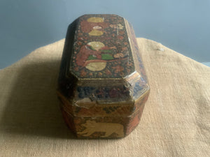 Kashmir antique papier-mâché container (13 x 8 x 8cm)