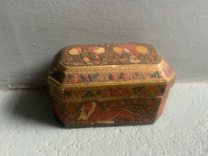 Kashmir antique papier-mâché container (13 x 8 x 8cm)