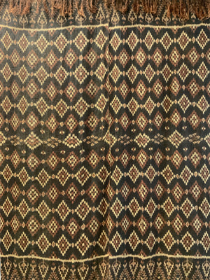 Indonesian Flores Island ikat (208 x 141cm)