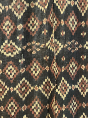 Indonesian Flores Island ikat (208 x 141cm)