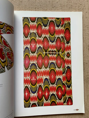 Hasson, Rachel. : IKAT Kaleidoscope of Colors
