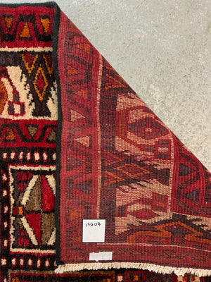 Bactiar modern carpet (328 x 174cm)