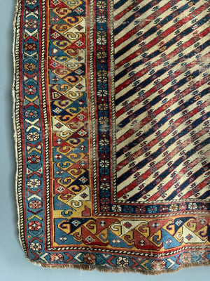 Caucasian Shirvan antique prayer rug (141 x 117cm)