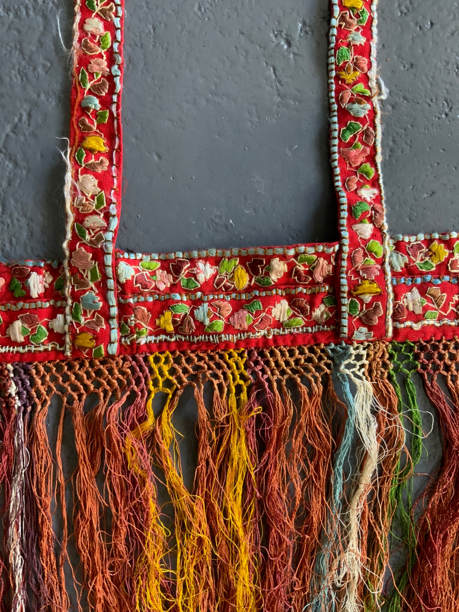 Singapore Strait Chinese silk embroidery (58cm)