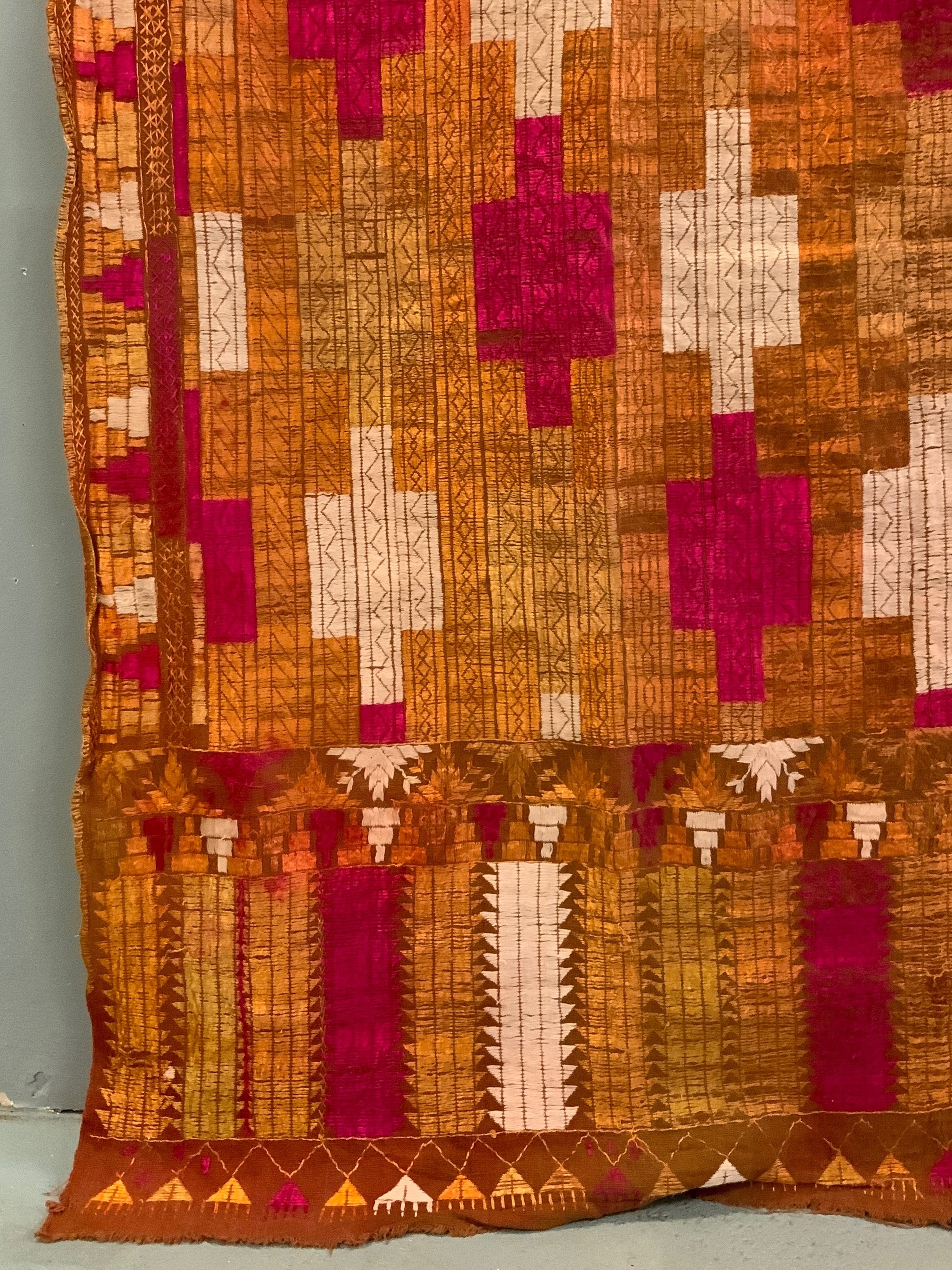 Phulkari Rug Punjab Fulkari / Phulkari vintage shawl (232 x 138cm) - Clive Rogers