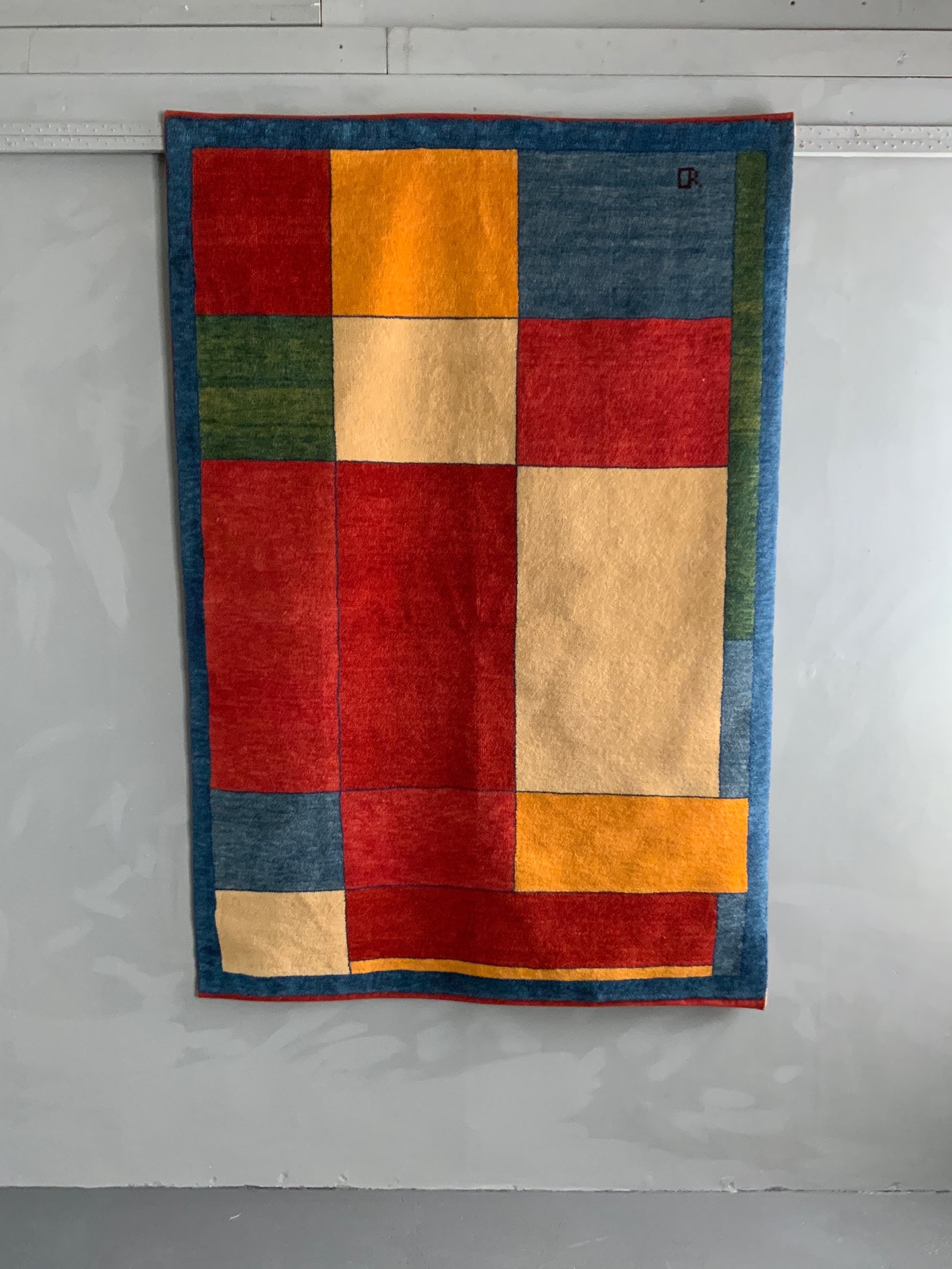 CRORMAC signature 'Heritage collection' rug (192 x 131cm) *new