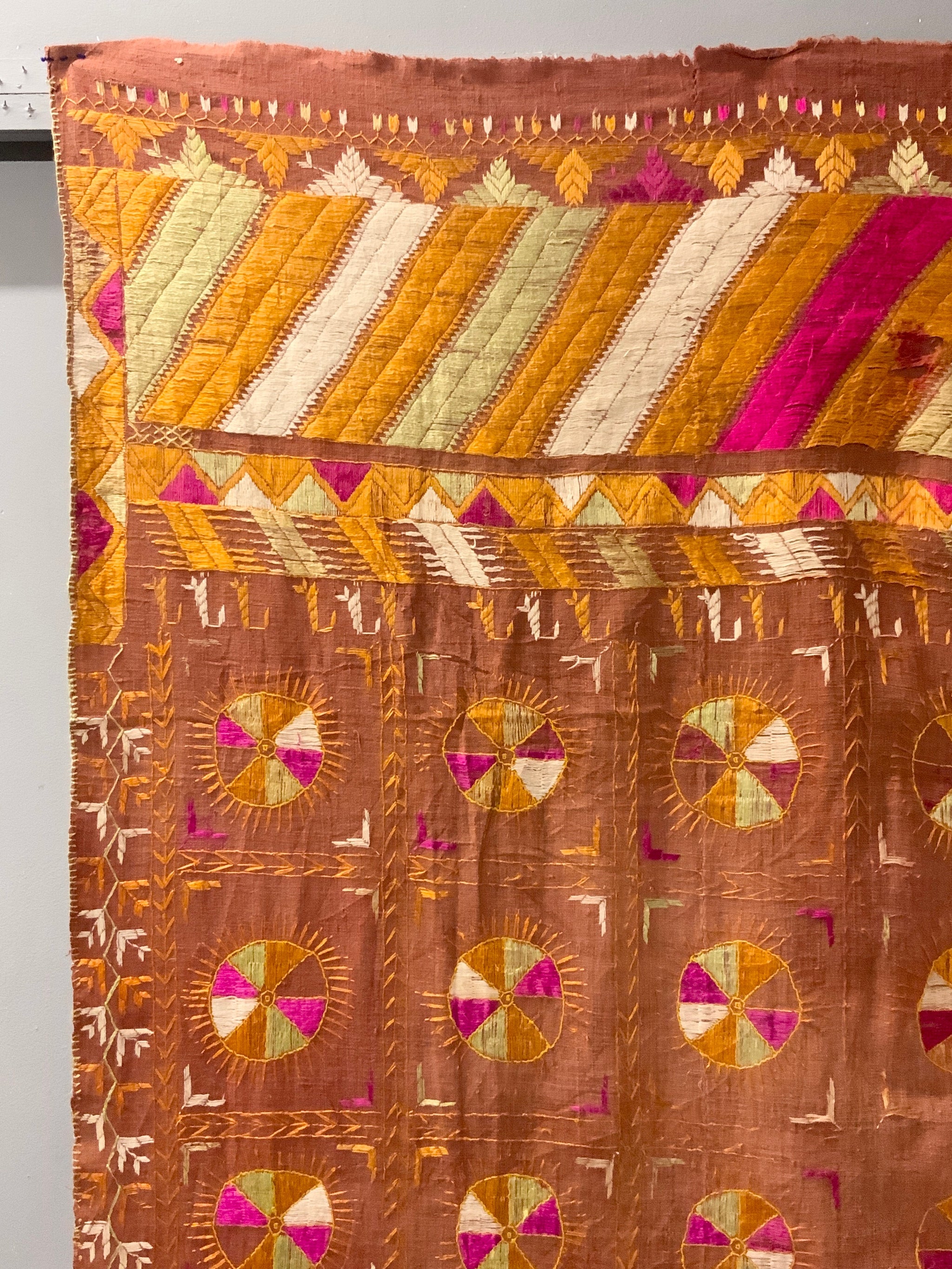Phulkari Rug Punjab Fulkari / Phulkari vintage shawl (222 x 121cm) *AF - Clive Rogers