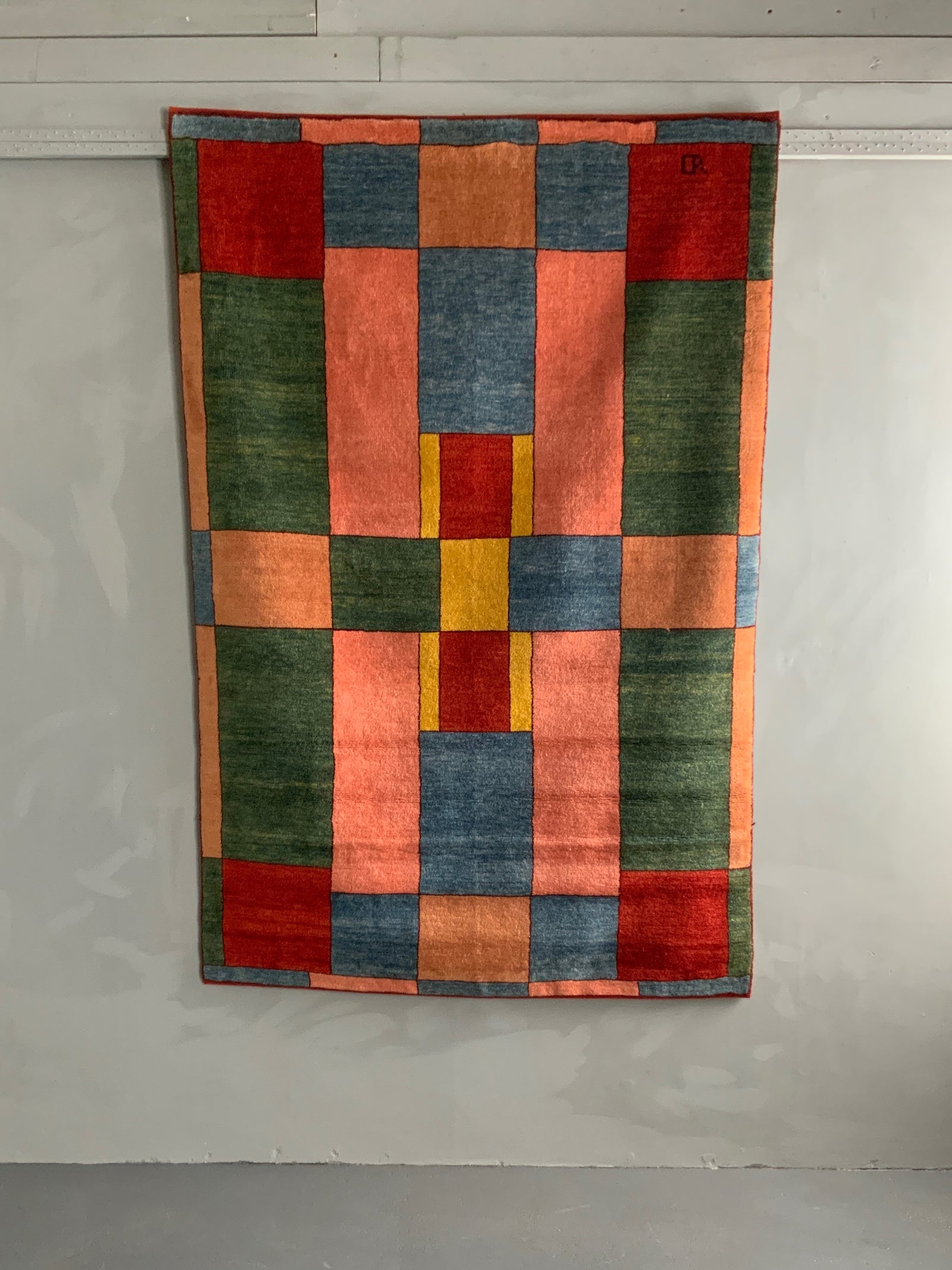 CRORMAC signature 'Heritage Collection' rug (198 x 131cm) *new