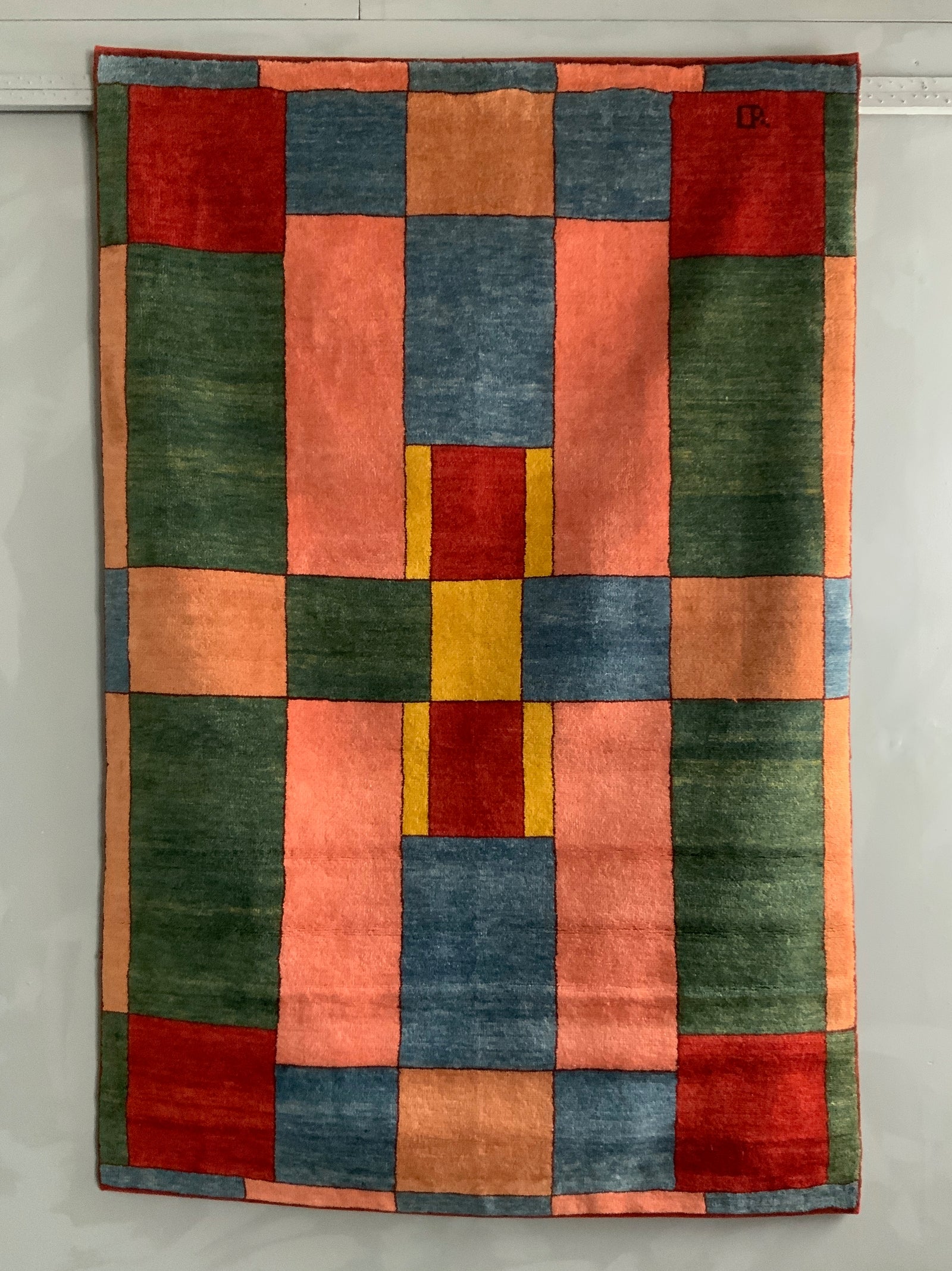 CRORMAC signature 'Heritage Collection' rug (198 x 131cm) *new