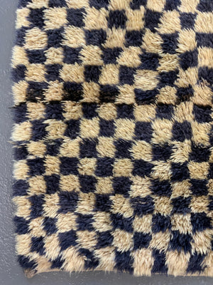 Turkish chequered tulu rug (200 x 87cm)