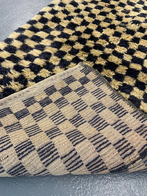 Turkish chequered tulu rug (200 x 87cm)