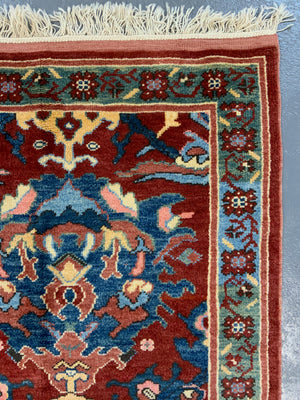 Turkish Ushak carpet (265 x 200cm) *new