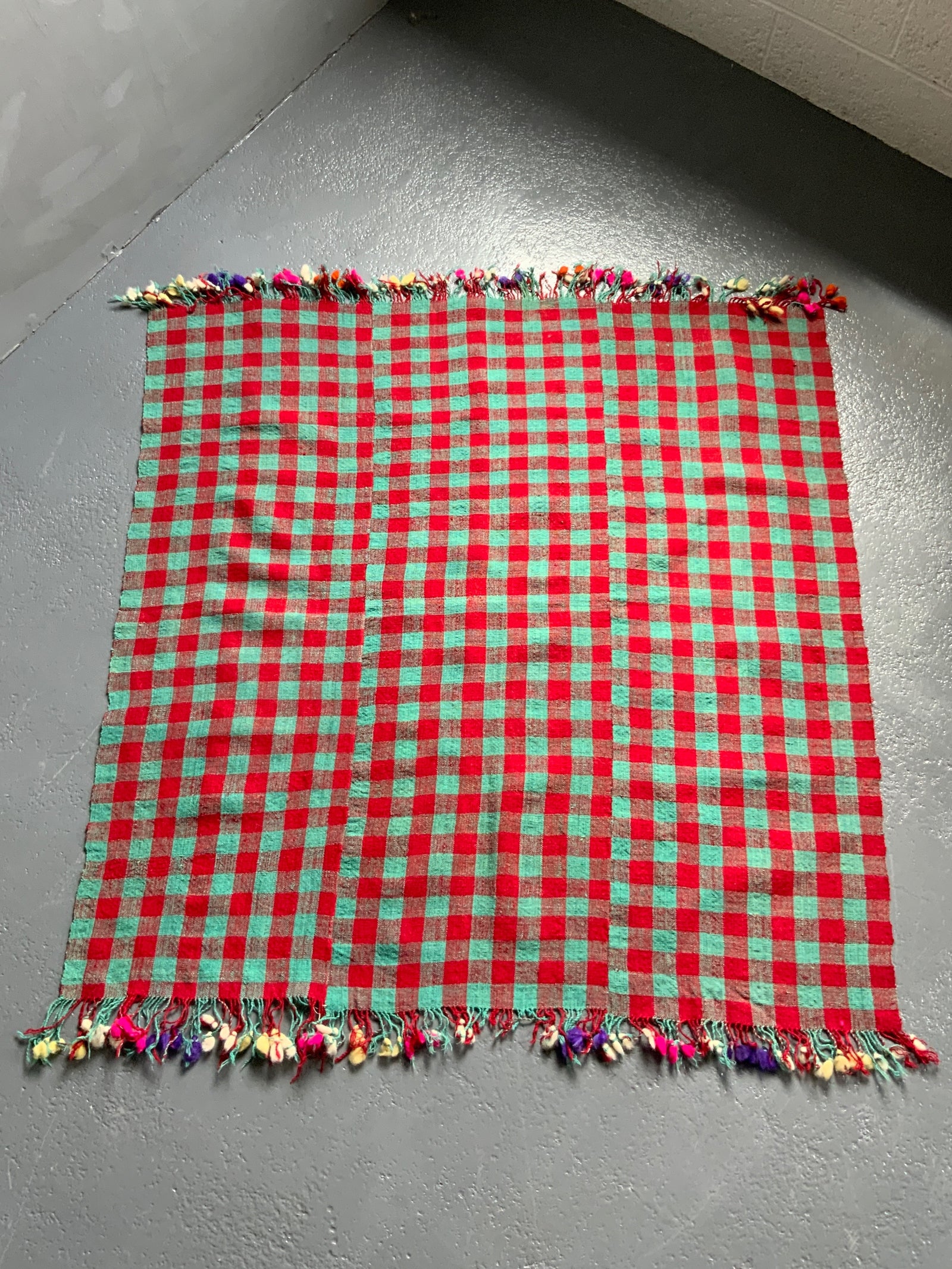 Turkish chequered wool flatweave lightweight cover / throw (114 x 114cm)