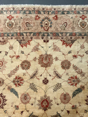 Indian all over foliate design modern carpet (360 x 273cm)