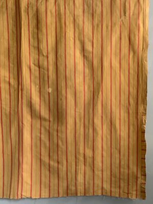 Vintage red stripe cotton (200 x 138cm)