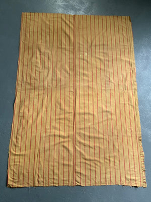 Vintage red stripe cotton (200 x 138cm)