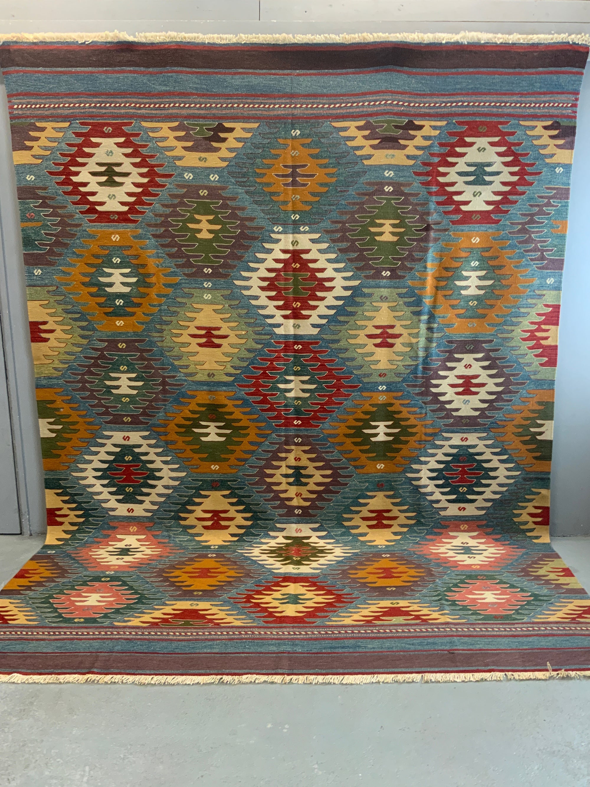 Turkish Konya kilm carpet with Afyon design (355 x 264cm) *new