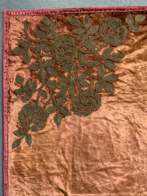 Velvet metal embroidered antique cover (156 x 121cm)