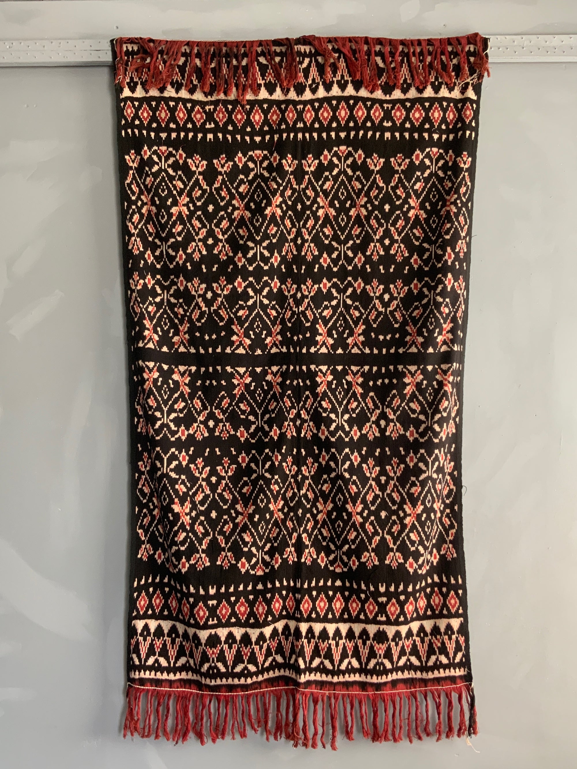 Indonesian Rote Island cotton ikat (156 x 86cm)