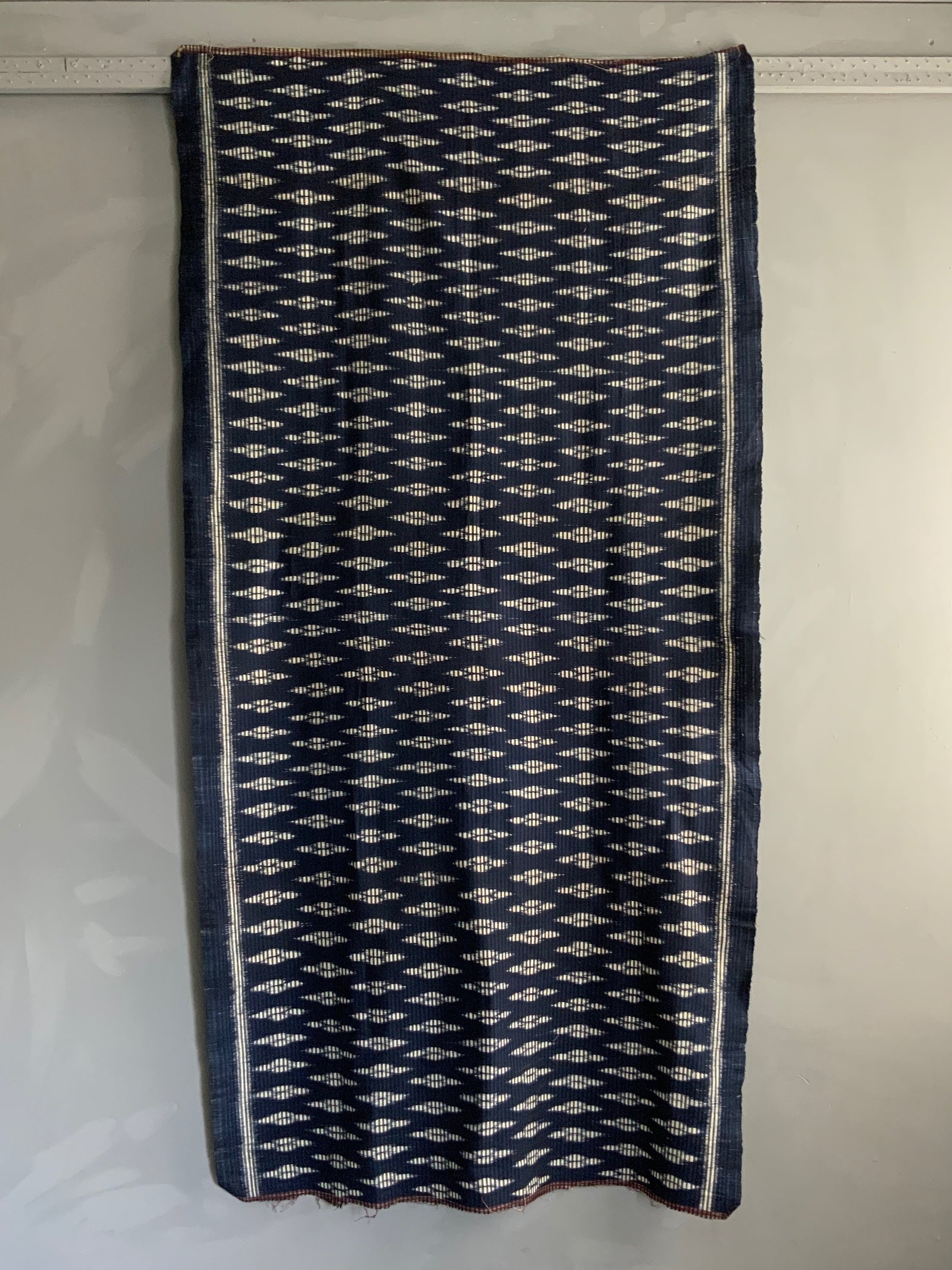 Indonesian cotton ikat (201 x 102cm)