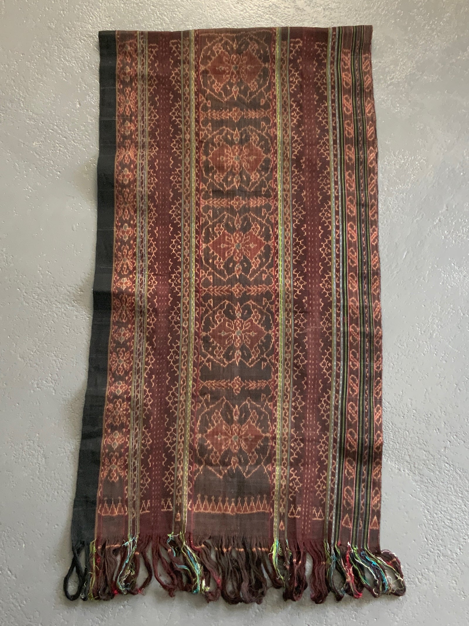 Indonesian Flores Island sarong (280 x 77cm)