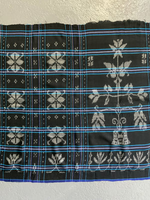 Indonesian Flores ikat motif cloth (147 x 70cm)