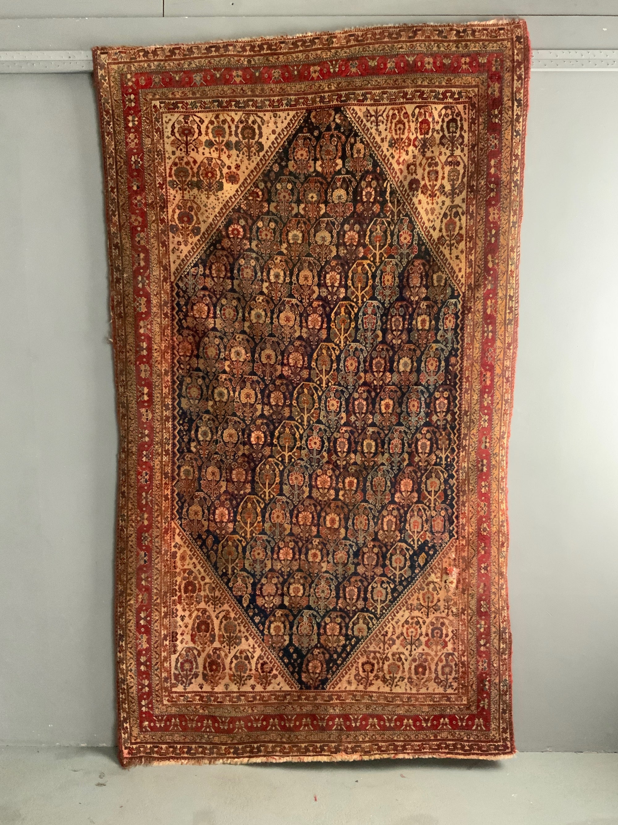 Shiraz Gashguli Gashgai rug (238 x 133cm)