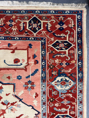 High quality Serapi type Turkish carpet (352 x 270cm)
