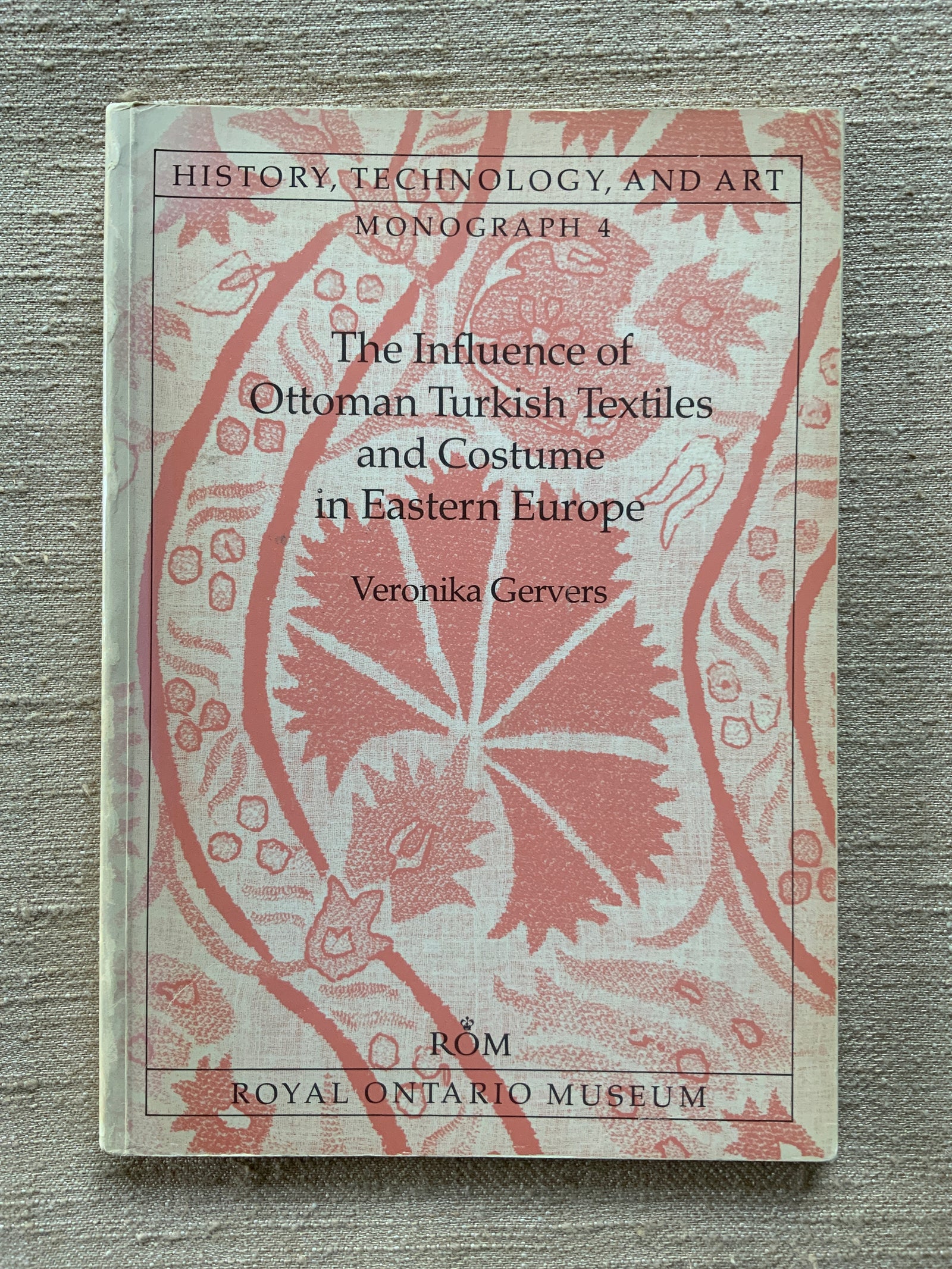 Gervers, Veronika. : The Influence of Ottoman Turkish Textiles and Costume