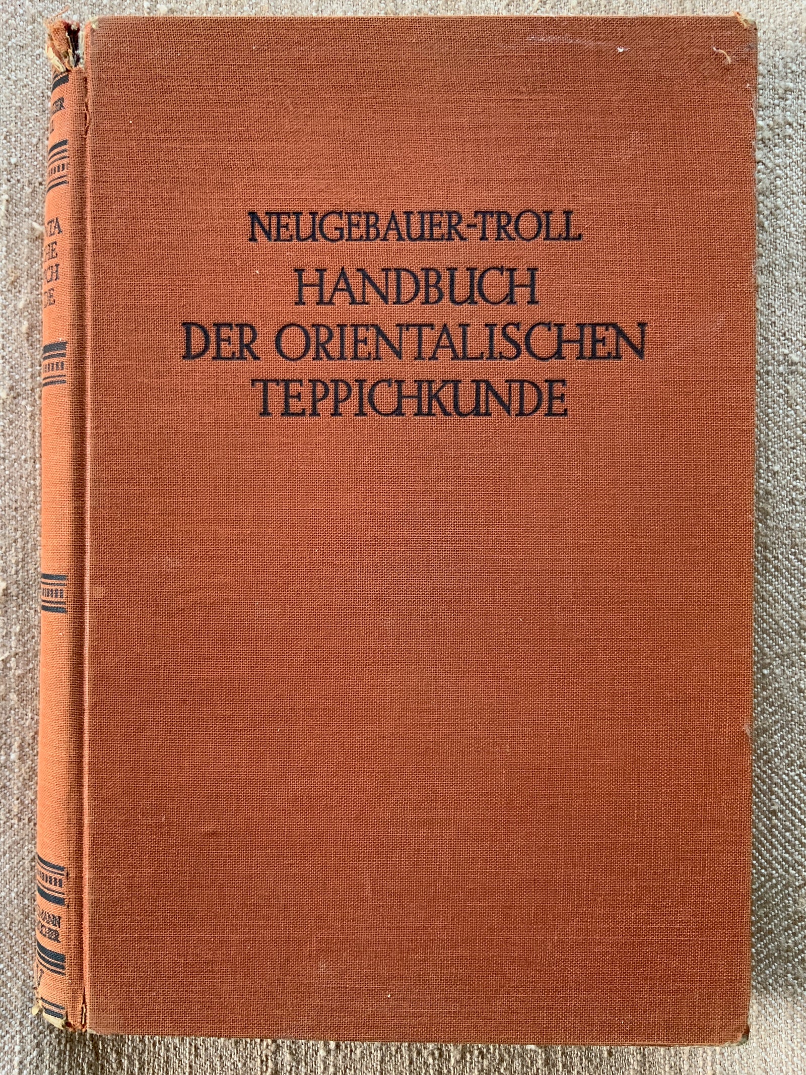 Neugebauer & Troll. Handbuch der Orientalischen Teppichkunde