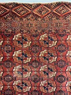 Antique Turkmen Tekke small carpet (276 x 206cm)