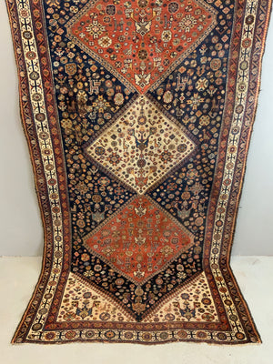 Fars or Gashgai type antique carpet (305 x 148cm)
